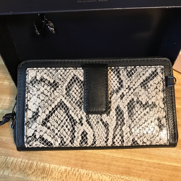 RACHEL Rachel Roy Handbags - 🌸 Rachel Roy Leather RFID Wallet/Wristlet